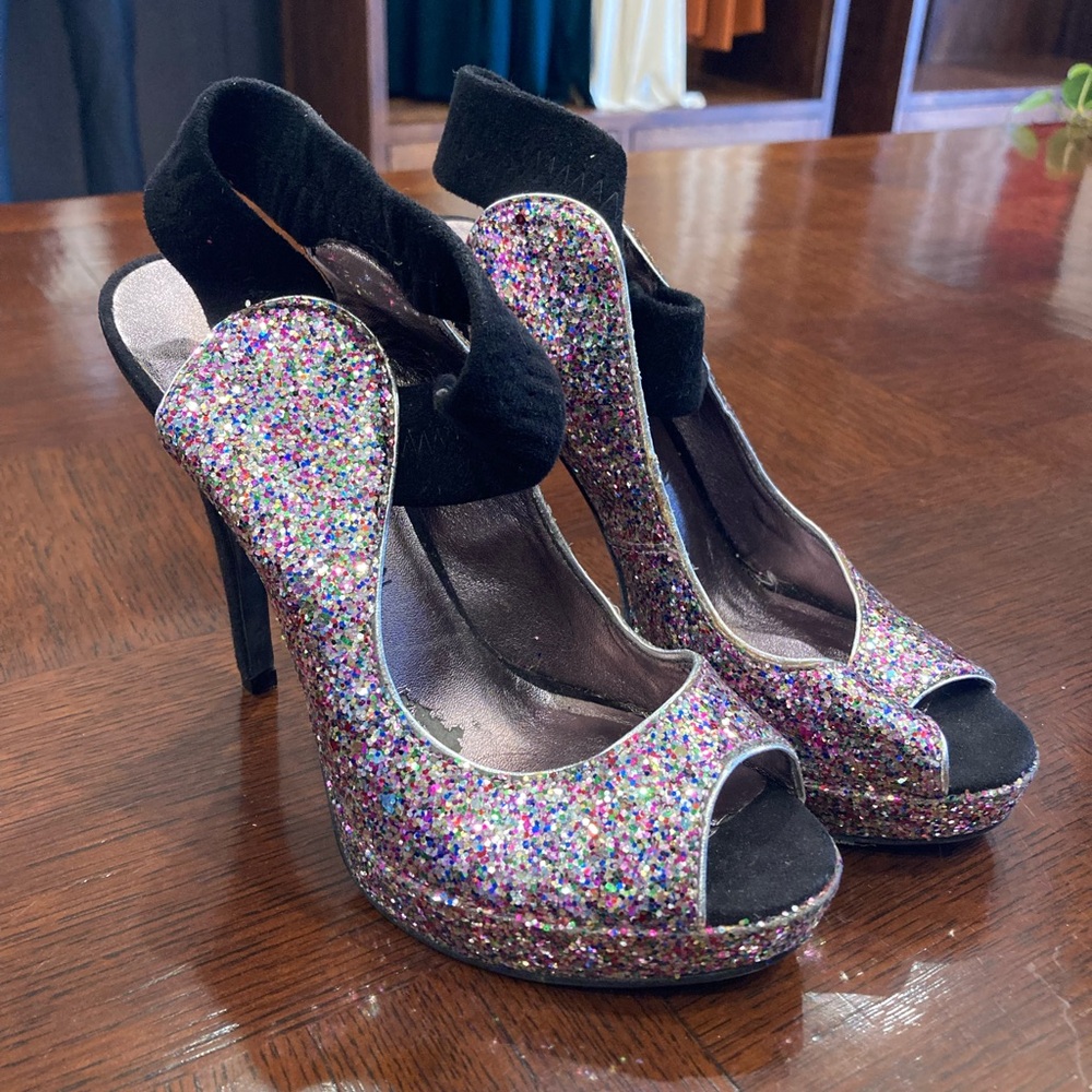 Glittery Multicolor Peep Toe Heels